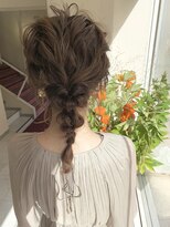 ラボー ノースプラザ店(LA'BO)&nbsp;【ヘアセット・結婚式・成人式・卒業式】編み下ろしヘア×ミディ
