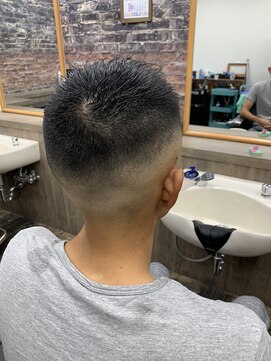 ヘアーコレクション グロース(HAIR COLLECTION Growth) 坊主風フェード