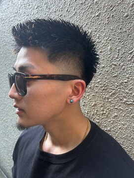 スティーロ 渋谷(Steelo) Steelo スキンフェード×モノトーンブラック