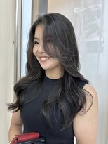 ヒン(HIN)&nbsp;レイヤーカットお姉さんスタイル