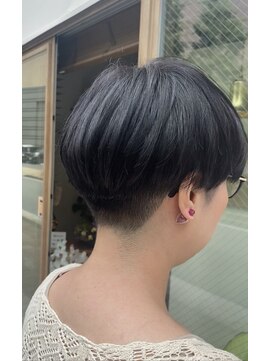 ギュルン(gronn) gronnのモードショート