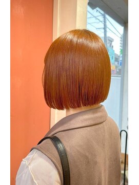 グリーク(GREEK) 切りっぱなしボブ/オレンジカラー/ブリーチなしカラー/ちさき