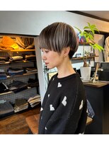 ジービー(gb)&nbsp;デザインカラー×刈り上げショート