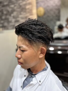 ナンシー(NANCY) イナズマツイストパーマ