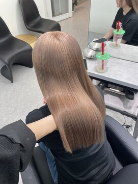 ペレ 渋谷(PELE) イメチェン/ホワイトブロンド/外ハネボブ/ワイドバング/渋谷