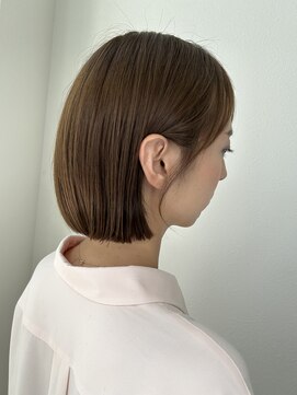 ヘアーデザインルアナ(Hair design Luana.) パッツリボブ×ベージュ　ブリーチ無し