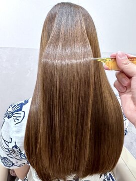 サロウィン 那覇店(SALOWIN) 美髪ココアベージュ暗めカラーダークアッシュフェミニンロング