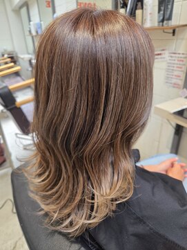 ライズ ヘア ブランド 豊中店(RISE HAIR BRAND) ハイライトグラデーション