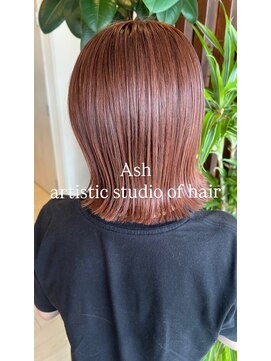 アッシュ アーティスティック スタジオ オブ ヘア(Ash artistic studio of hair) 深めピンク