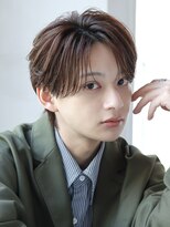 オーシャントーキョー サニー 原宿(OCEAN TOKYO Sunny)&nbsp;フェザーパーマセンターパートニュアンスパーマ韓国マッシュ黒髪