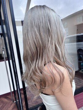 ブリーチ+フルカラー+カット