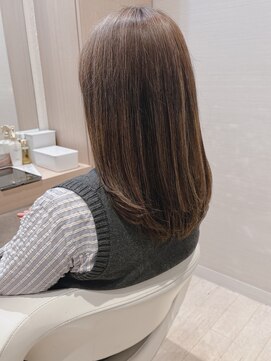 コーエン(cowen) ハイライトカラーこなれセミディ美髪グレージュ大人ガーリー50代
