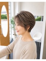ビーアップヘアー(be:up hair)&nbsp;艶カラーで若見えショートボブ