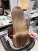 ミルクティーベージュ