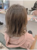 立体感ハニーベージュ艶カラー＊大人可愛いフラッフィーボブ