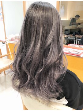 デイズ(days) カット＋アッシュグレージュブリーチ透明感カラーda412