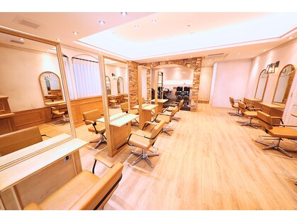 アロマ ヘアー ルーム 新宿3号店(AROMA hair room)の写真