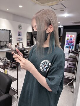 キング 梅田(K!ng) 【梅田】ダブルカラーミルクティーベージュインナーカラー