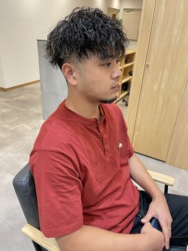 ソラ(SORA.) ツイストスパイラルパーマ×ソフトフェード