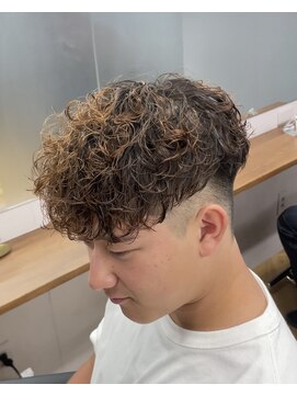 アレス バイ シカ 神戸三宮元町店(ALLES by Cica) スペインカールbyFumiya