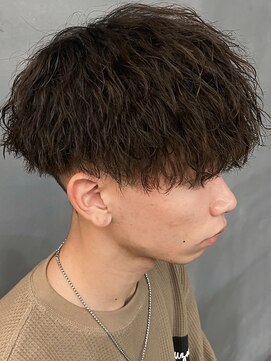 バース バイ ハピネス(BIRTH by happiness) 奈良men's縦落ちツイストスパイラルパーマ　刈り上げマッシュ