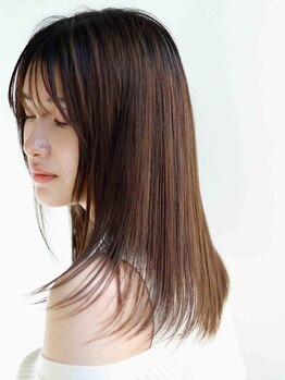 トラックヘアークリエイト(TRACK HAIR CREATE)の写真/周りから褒められる艶サラな自然なストレート☆髪のお悩みを見極めて調合するダメージレスな施術が◎