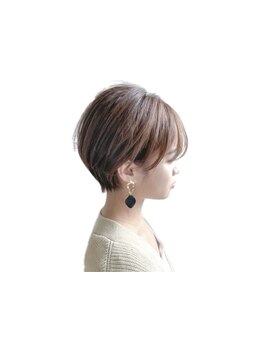 大人なショートヘアにするなら≪トランスパレント≫にお任せ！女性スタイリストならではのご提案を◎