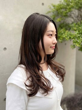 アンブロシア(ambrosia) フェミニンロングフェイスライン2wayレイヤーカットプラチナヘア