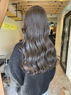 エイト 福岡天神店(EIGHT fukuoka) オリーブベージュ