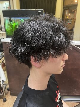 ヘアースタジオ モモ(Hair studio MoMo) ツイストスパイラルパーマ×ツーブロ×マッシュ