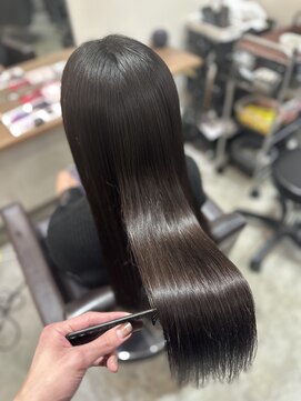 エレノア 渋谷公園通り店(Eleanor) 縮毛矯正/ストレート/髪質改善/渋谷