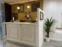 ファンデーション(FOUNDATION)