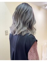 molt 麻生/レイヤーカット/ボブ/バレイヤージュ/ハイライト/海外ヘア 【モルト】&nbsp;バレイヤージュ