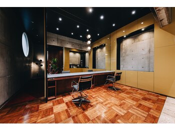 バレル 岐阜市 菅生(BARREL)の写真/出勤前も商談前も、清潔感と品格を纏える大人のビジネスパーソンのための専用ヘアサロンです