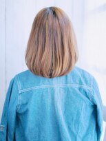 ナル 白山神社参道通り店(nalu)&nbsp;透け感センターパートのクールボブ