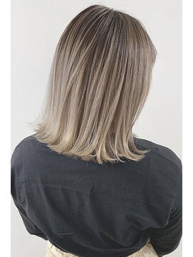 ラフィスヘアー ファン 池袋店(La fith hair fun) 【La fith】 ホワイトベージュ×グラデーションカラー