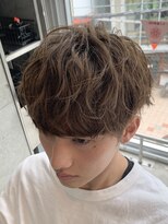 フィフス(fifth) コンマヘア ツーブロック スパイラルパーマ マッシュ