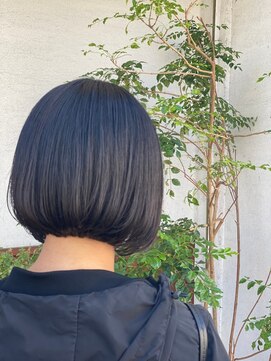 ウル(ulu) 首すじスッキリボブスタイル