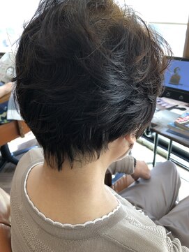 フレンズ 手稲店(friend's) えりあしスッキリ、ショートスタイル