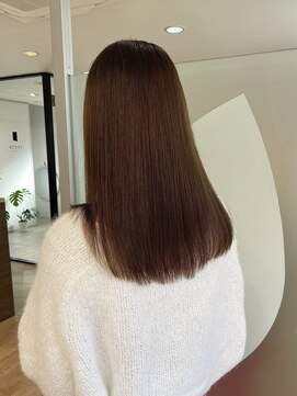 レクタ(recta) モカブラウン ストレートヘア ミディアムヘア