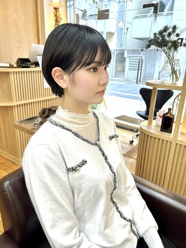 ロジエ(ROSIER) ひし形コンパクト丸みショート×前髪あり　２０代３０代