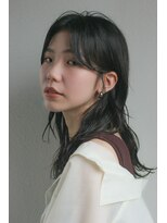 スリー スタンド(THREE STAND) おくレイヤー大人ウェーブセンターパート