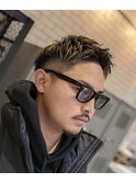 ジェットモヒカンハイライトメッシュブリーチ束感ショート