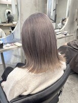 ジーナ 池袋(Zina) #切りっぱなし外ハネボブのラベンダーグレージュ