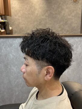 ザ クラン バイ ヘッドライト 仙台長町店(THE CLAN by HEADLIGHT) 【セット簡単ツイスパ | アクティブショートパーマ】