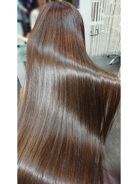 コアフールソレイユ(coiffeur SOLEIL) ネオメテオストレート