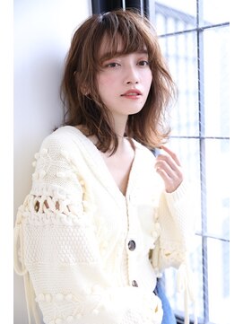 ノンダメージサロン ステラバイボヌール(Stella by Bonheur) 【川西能勢口】ミディアムウルフのパーマヘア