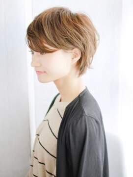 ヘアメイク ナル(hair make nalu) 外はねカジュアルショートボブ