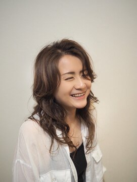 リリ(Re:Re:) 空気感漂う大人レイヤー