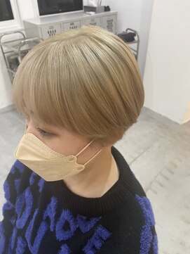 アイ 代々木公園(aye) マッシュショート×ケアブリーチ